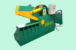 Alligator shears